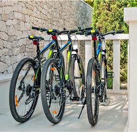 Luxury 6 Bedroom Brac Island Beach Front Villa With Heated Infinity Pool and lift near Sumartin sleeps 12